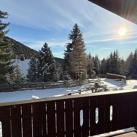 Hüttenzauber Oberbergeralm Сasa de vacaciones Sankt Georgen bei Neumarkt